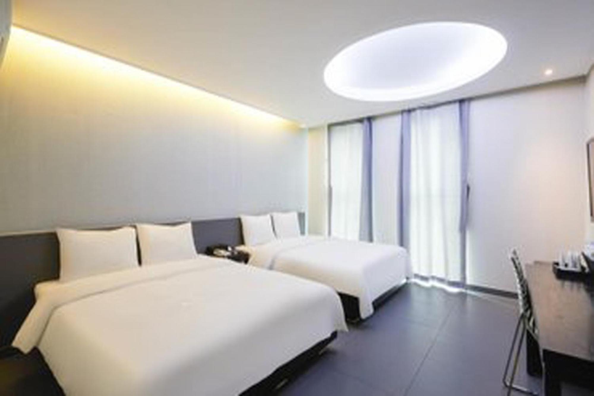 G Tourist Hotel Wolmido Incheon Buitenkant foto
