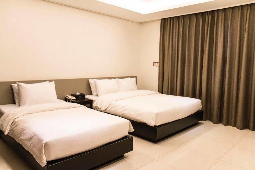 G Tourist Hotel Wolmido Incheon Buitenkant foto