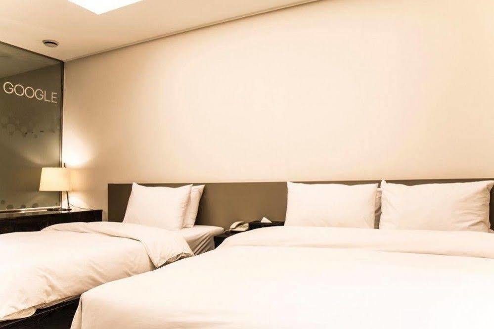 G Tourist Hotel Wolmido Incheon Buitenkant foto
