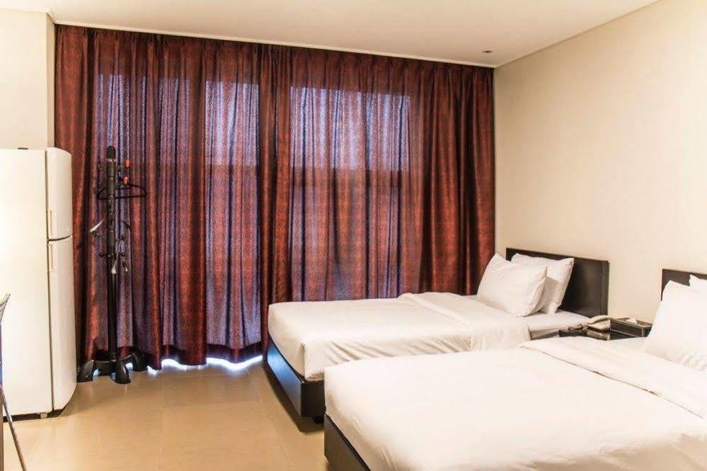 G Tourist Hotel Wolmido Incheon Buitenkant foto