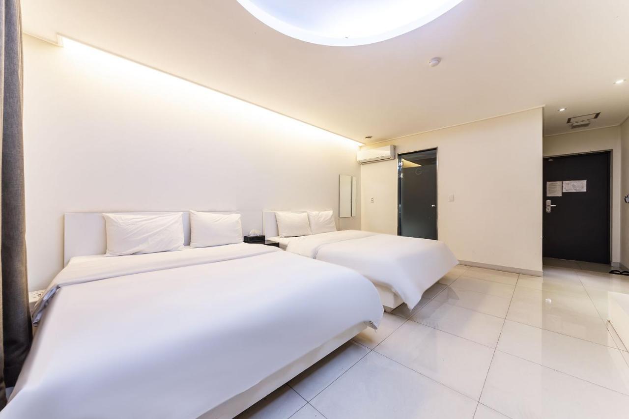 G Tourist Hotel Wolmido Incheon Buitenkant foto