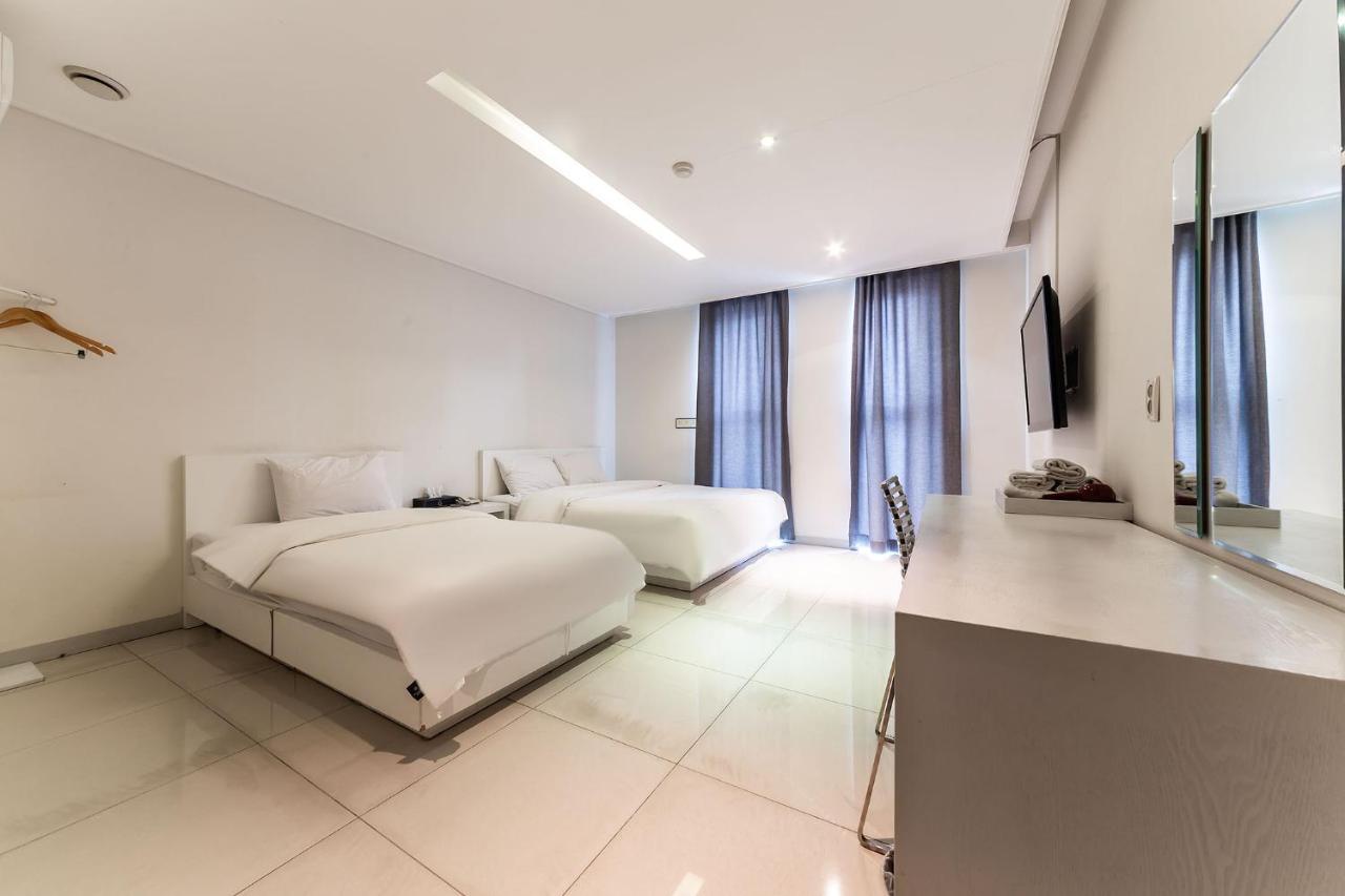 G Tourist Hotel Wolmido Incheon Buitenkant foto