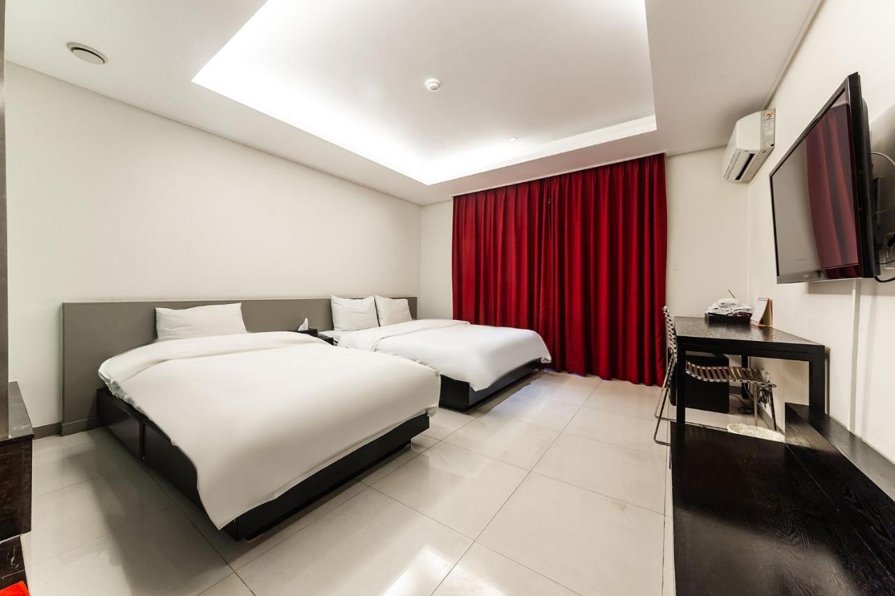 G Tourist Hotel Wolmido Incheon Buitenkant foto
